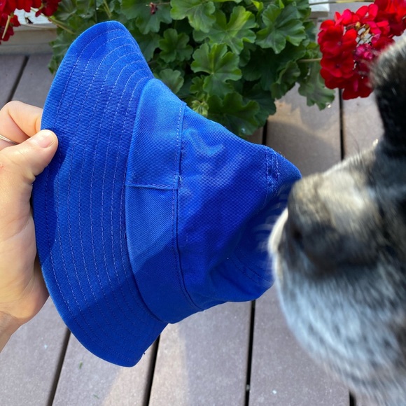 Frankies Bikini’s Bucket Hat - Jax - Picture 3 of 4